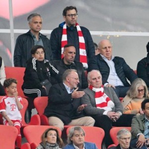 开云APP-又见上半场1比0后崩盘，双面拜仁将自作孽进行到底